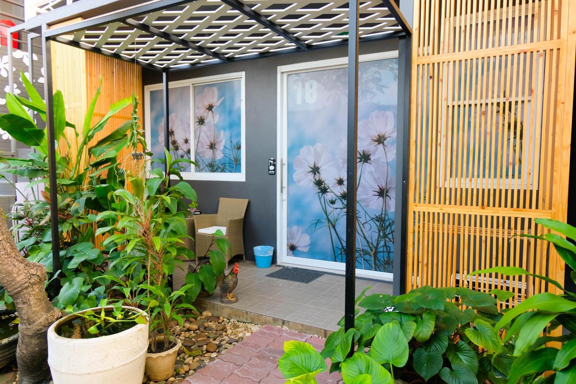 ホテル Baan Poon Garden チャウエン エクステリア 写真